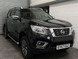 Black Used 2017 Nissan Navara Tekna Pickup | £12,489 (Good price)