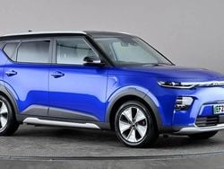 Blue Used 2023 Kia Soul EV SUV | £17,998 (Fair price)