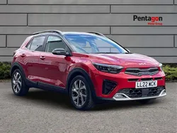 Red Used 2022 Kia Stonic 4 SUV | £16,250 (Fair price)