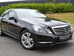 Obsidian black metallic Used 2011 Mercedes E220 Avantgarde Sedan | £5,000 (Fair price)