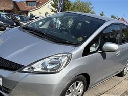 Silver Used 2014 Honda Jazz ES Hatchback | £7,250 (Fair price)