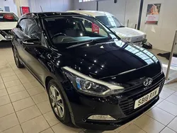 Black Used 2018 Hyundai i20 Premium SE Hatchback | £9,390 (Fair price)