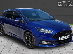 Blue Used 2017 Ford Focus ST Hatchback | £11,495 (Good price)
