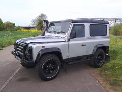 Silver Used 2004 Land Rover Defender SUV | £16,950 (Good price)
