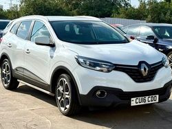 White Used 2016 Renault Kadjar Dynamique SUV | £5,400 (Fair price)