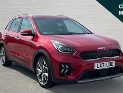 Red Used 2022 Kia Niro 4 SUV | £15,642 (Good price)