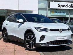 White Used 2025 VW ID.4 Pro SUV | £30,995 (A bit pricey)