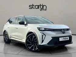 Glacier white with black roof Used 2024 Renault Scénic Esprit Alpine MPV | £32,950 (Fair price)
