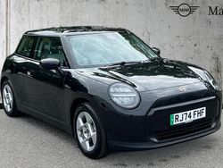 Midnight black ii Used 2024 Mini Cooper Classic Hatchback | £22,427 (A bit pricey)
