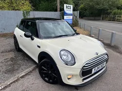 White Used 2014 Mini Cooper Hatch Hatchback | £5,999 (Fair price)