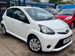 White Used 2013 Toyota Aygo Hatchback | £3,680 (Fair price)