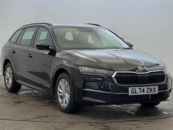 Black magic pearl effect New 2025 Skoda Octavia SE Technology Estate | £23,000 (Fair price)
