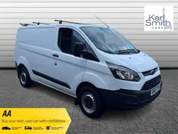 White Used 2017 Ford Transit Custom Van | £9,991 (Good price)
