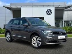 Grey Used 2022 VW Tiguan Life SUV | £19,991 (Fair price)