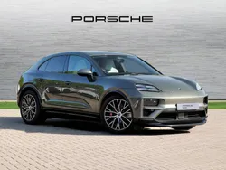 Aventurine green metallic Used 2024 Porsche Macan Turbo SUV | £92,490