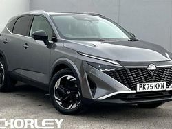 New 2025 Nissan Qashqai N-Connecta SUV | £28,995