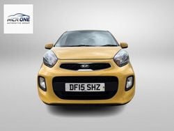 Yellow Used 2015 Kia Picanto Hatchback | £4,599 (Fair price)