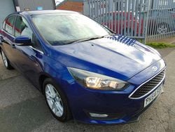 Blue Used 2014 Ford Focus Zetec Hatchback | £4,995 (Fair price)