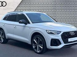 White Used 2021 Audi Q5 Comfort SUV | £32,402 (Good price)