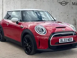 Chili red Used 2022 Mini Cooper S Level 2 Hatchback | £15,216 (Fair price)