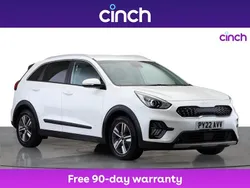 White Used 2022 Kia Niro 2 SUV | £14,949 (Fair price)