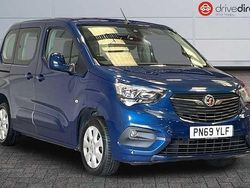 Blue Used 2019 Vauxhall Combo S MPV | £10,430 (Fair price)