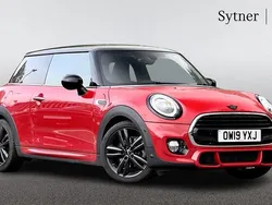 Red Used 2019 Mini Cooper Hatch Hatchback | £18,000 (Fair price)