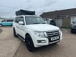 White Used 2016 Mitsubishi Shogun SUV | £18,995 (Expensive)