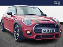 Red Used 2015 Mini Cooper S Hatch Hatchback | £10,495 (Fair price)