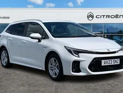White Used 2023 Suzuki Swace Estate | £20,495 (Fair price)