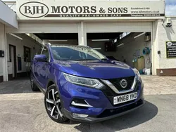 Blue Used 2018 Nissan Qashqai Tekna SUV | £10,988 (Fair price)