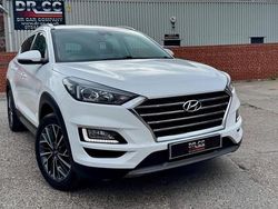 White Used 2019 Hyundai Tucson Premium SUV | £11,100 (A bit pricey)