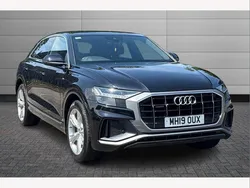 Orca black met Used 2019 Audi Q8 S-Line SUV | £33,990 (Super price)