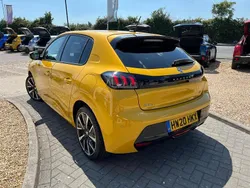 Faro yellow Used 2020 Peugeot 208 Allure Hatchback | £11,995 (Fair price)