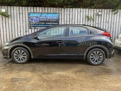 Black Used 2013 Honda Civic ES Hatchback | £5,450 (Fair price)