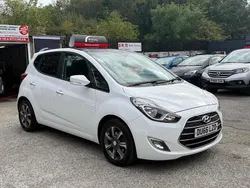 White Used 2016 Hyundai ix20 Premium MPV | £8,295 (Good price)