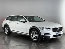 White Used 2018 Volvo V90 Estate | £15,350 (Super price)
