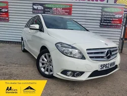 White Used 2012 Mercedes B180 SE MPV | £6,290 (Good price)