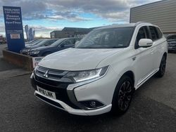 White Used 2018 Mitsubishi Outlander SUV | £13,295 (Fair price)