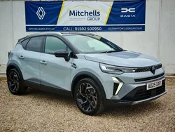 Ceramic grey with black roof New 2025 Renault Captur Esprit Alpine SUV | £27,995 (Expensive)