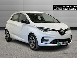 White Used 2023 Renault Zoe Techno Hatchback | £12,600 (Fair price)
