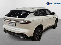 White New 2025 MG HS Trophy SUV | £22,999 (Expensive)