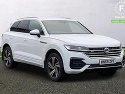 White Used 2019 VW Touareg R-line SUV | £27,999 (Fair price)
