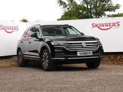 Black Used 2020 VW Touareg SEL SUV | £24,995