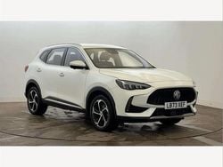 White Used 2023 MG HS SE SUV | £15,895 (Fair price)