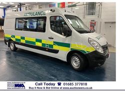 White Used 2016 Renault Master MPV | £7,768