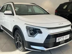 White Used 2022 Kia Niro 2 SUV | £18,999 (Fair price)