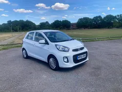White Used 2016 Kia Picanto 2 Hatchback | £4,998 (Good price)
