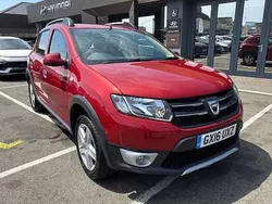 Red Used 2016 Dacia Sandero Lauréate Hatchback | £5,495 (Fair price)