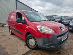 Red Used 2011 Peugeot Partner S MPV | £1,249 (Super price)